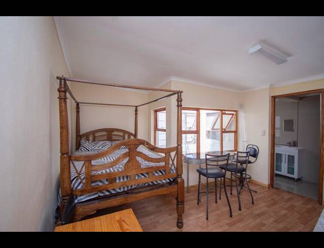 4 BEDROOM HOUSE RENTED IN BO KAAP